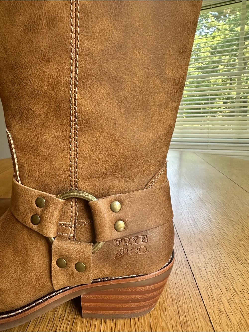 Frye and Co Lorrie Harness 12 Tan Boots Women’s Size 6 - Picture 4 of 11